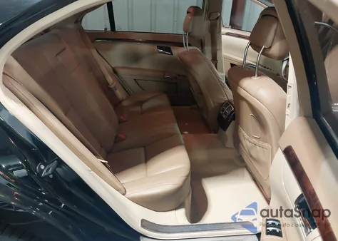 2009 Mercedes-Benz S 550 4Matic z USA, uszkodzony, nr VIN WDDNG86X69A256757